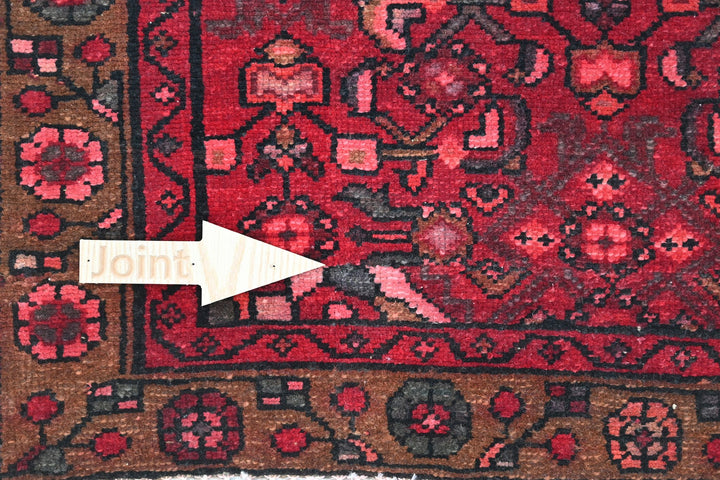red Runner rug 2' 11" x 8' 2"