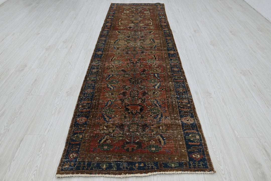 red Runner rug 3' 2" x 11' 3"
