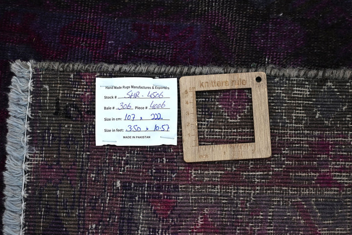 purple Medium rug 3' 6" x 7' 3"