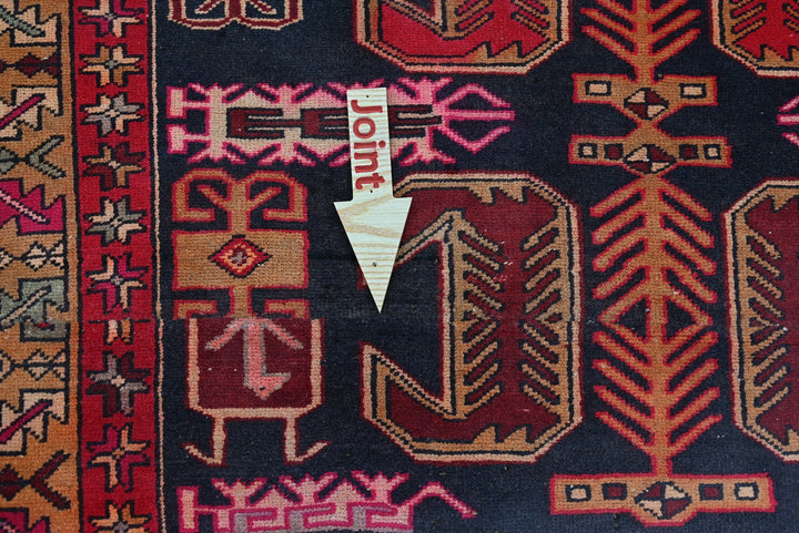 black Medium rug 3' 10" x 7' 10"
