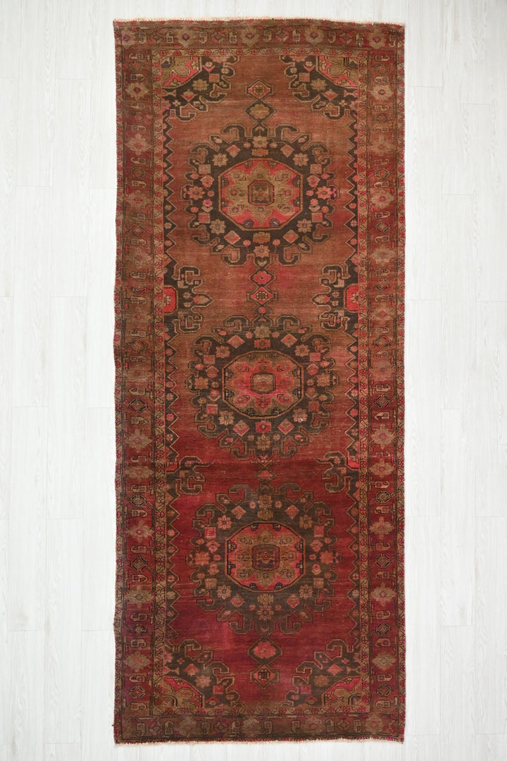 red Runner rug 4' 1" x 9' 10"