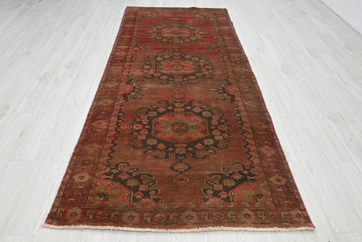 red Runner rug 4' 1" x 9' 10"