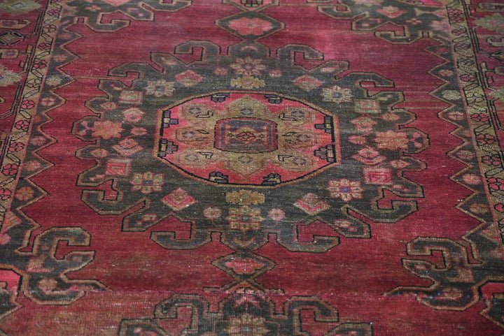 red Runner rug 4' 1" x 9' 10"