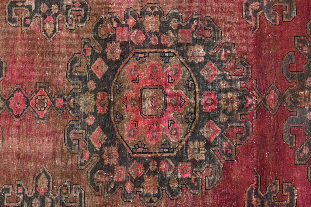 red Runner rug 4' 1" x 9' 10"
