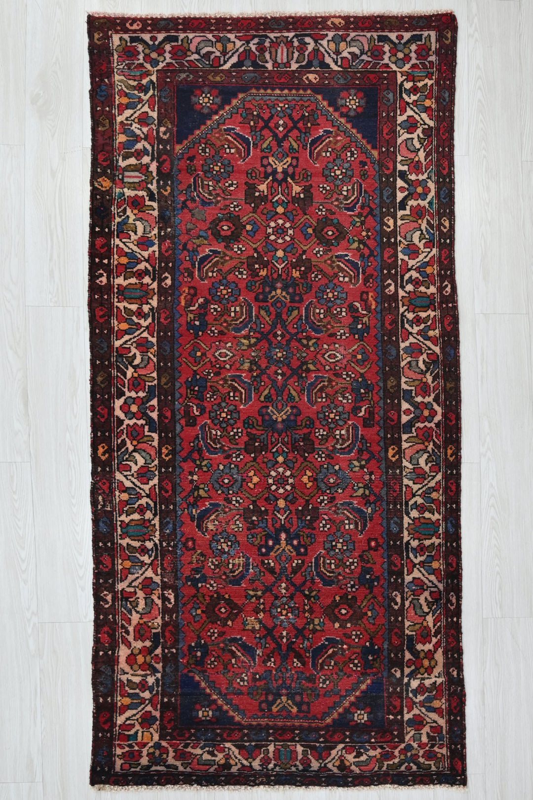 red Medium rug 3' 3" x 7' 4"