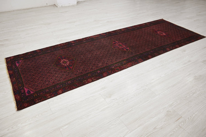 red Runner rug 3' 0" x 9' 4"
