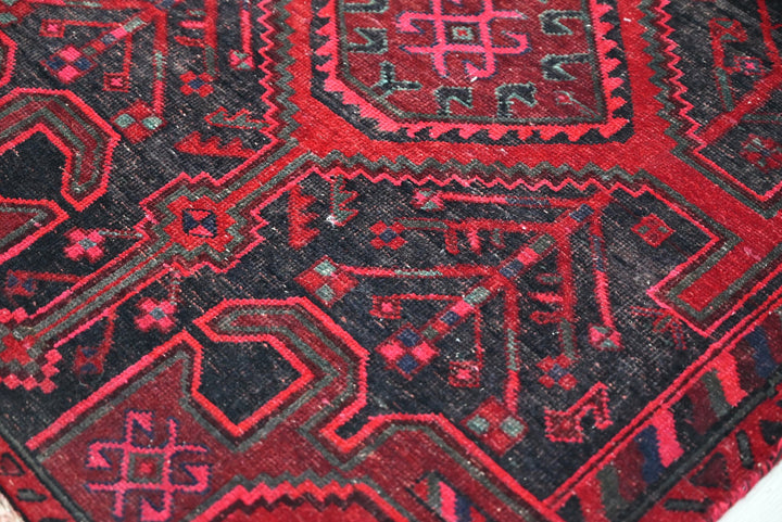 red Runner rug 3' 1" x 9' 2"