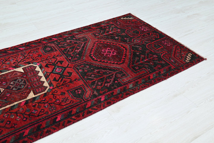 red Runner rug 3' 1" x 9' 2"