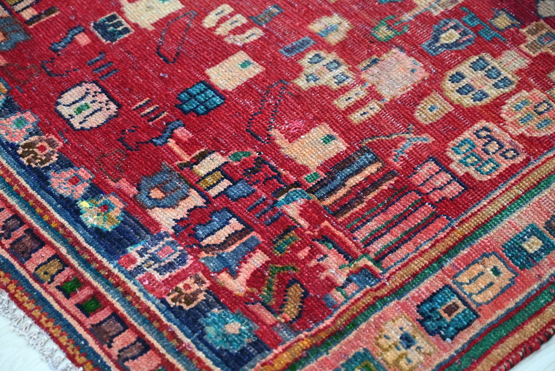red Medium rug 3' 8" x 8' 7"