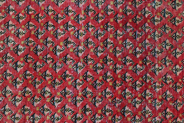 red Runner rug 3' 3" x 10' 8"