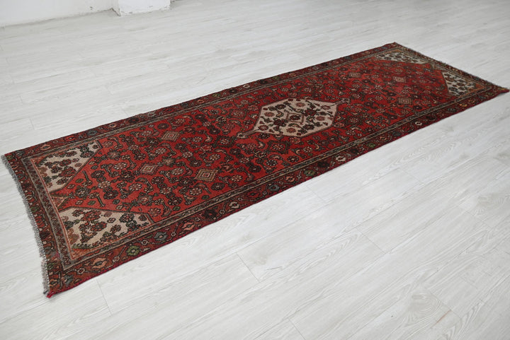 red Runner rug 3' 2" x 9' 0"