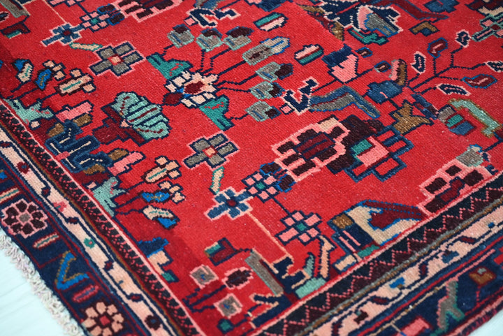 red Runner rug 3' 4" x 8' 11"