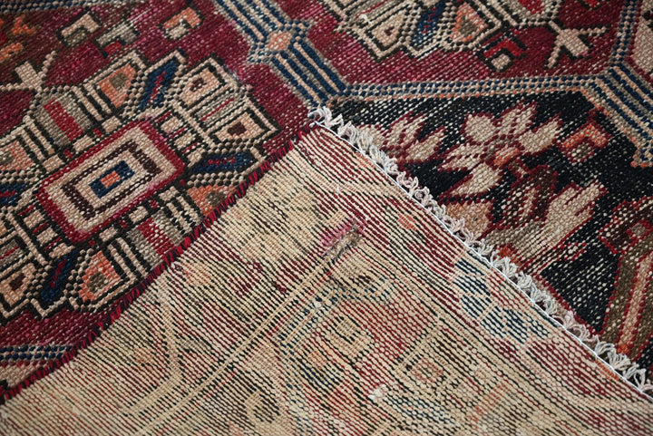 red Runner rug 3' 2" x 9' 5"