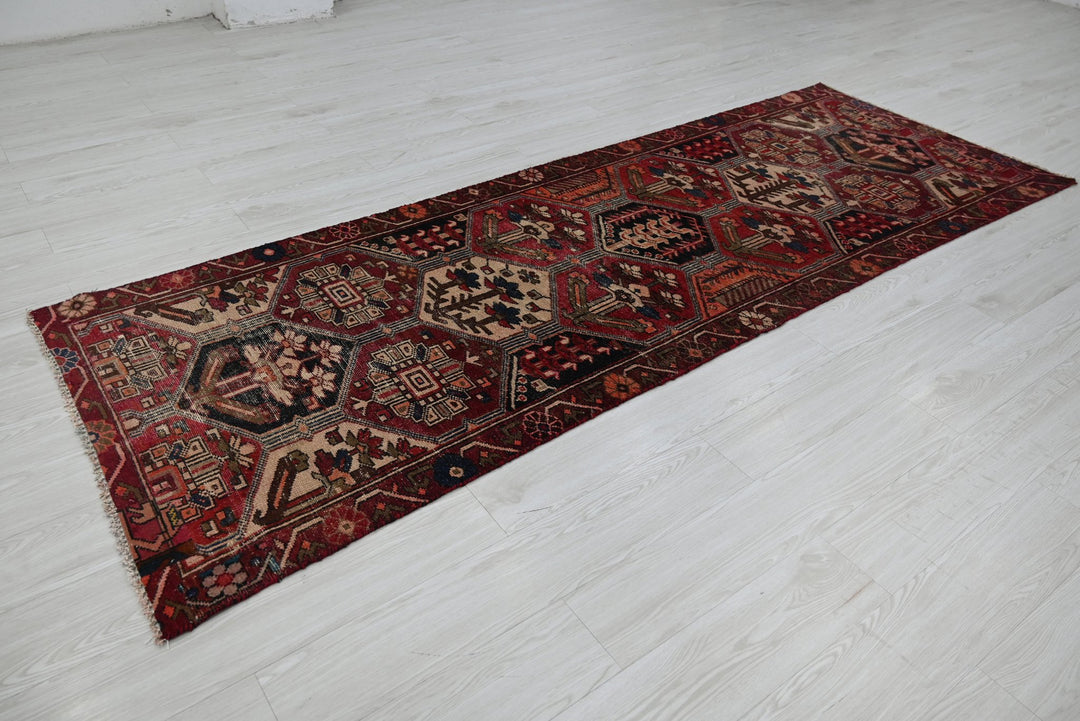 red Runner rug 3' 2" x 9' 5"