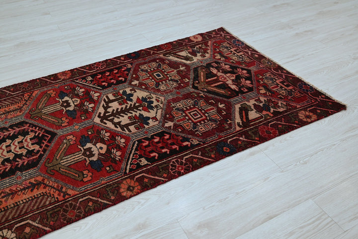 red Runner rug 3' 2" x 9' 5"