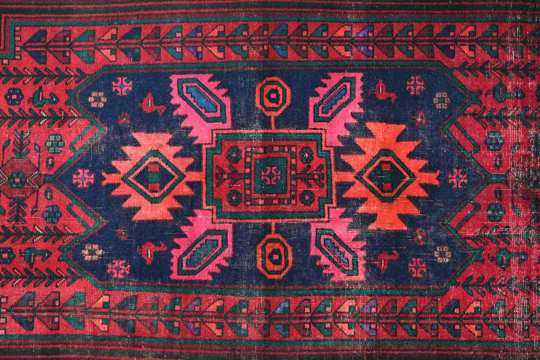 red Medium rug 3' 9" x 9' 2"