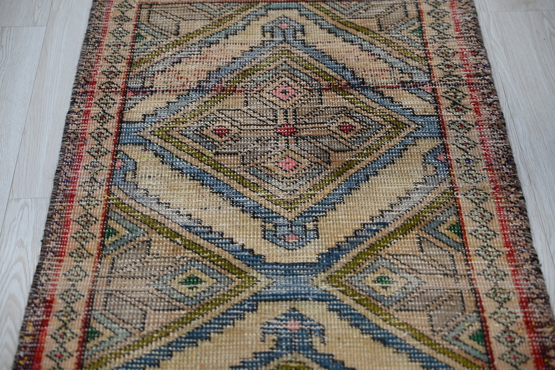 brown Runner rug 2' 4" x 6' 1"