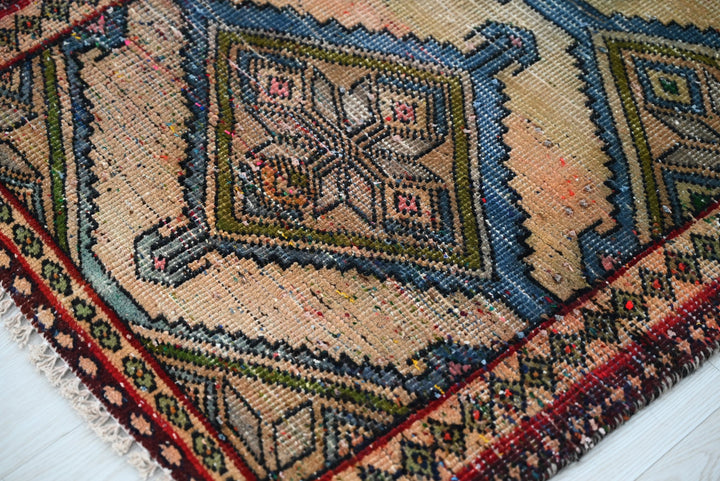 brown Runner rug 2' 4" x 6' 1"