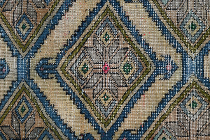 brown Runner rug 2' 4" x 6' 1"