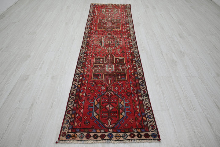 red Runner rug 2' 7" x 9' 11"