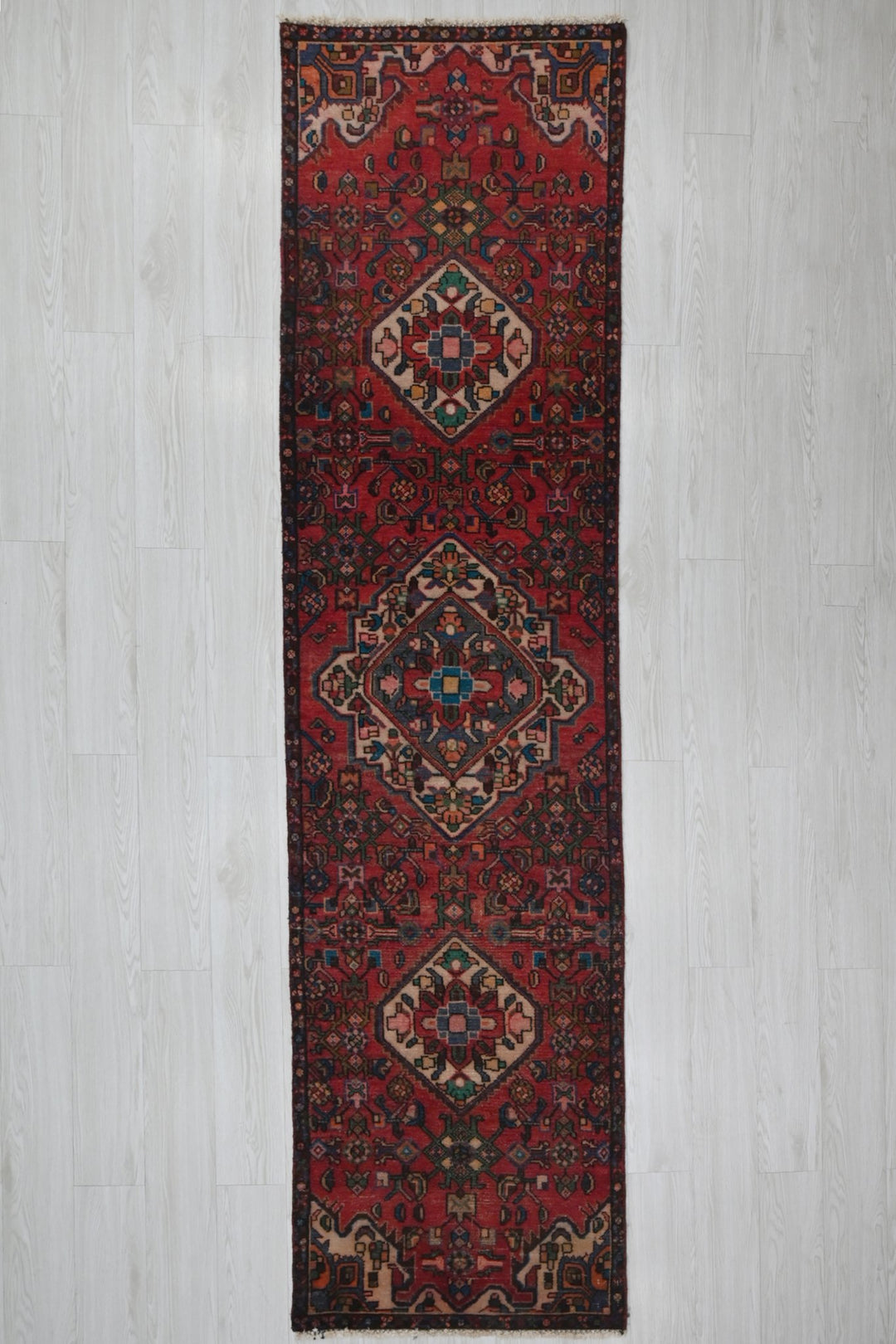 red Runner rug 2' 6" x 9' 1"