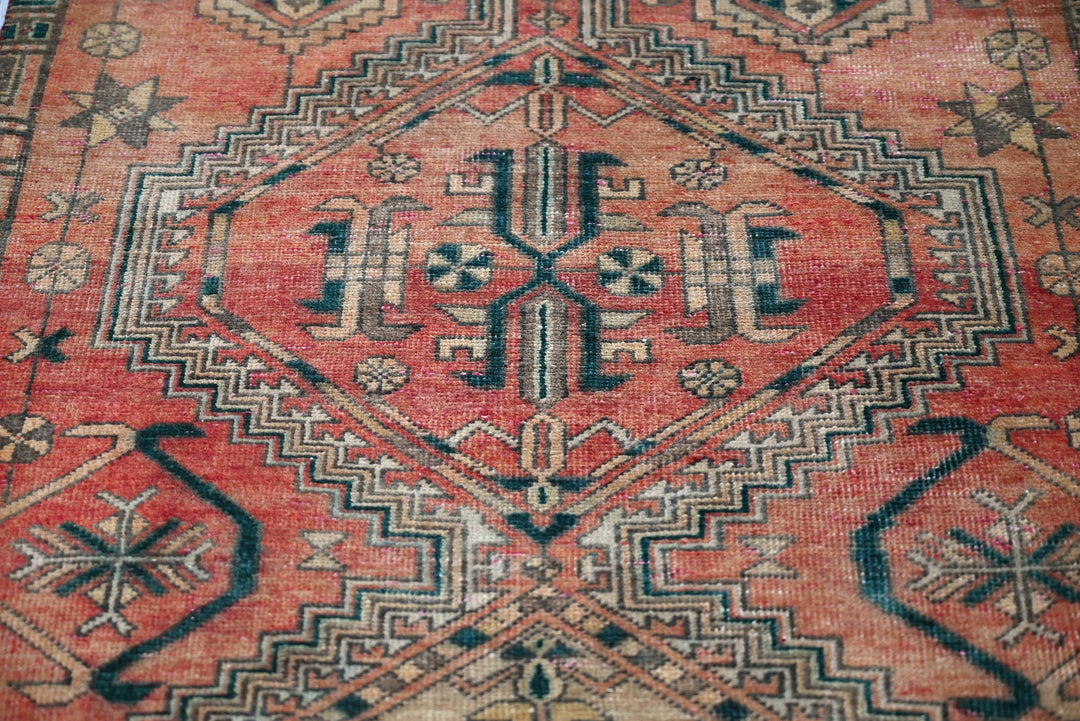 red Medium rug 2' 10" x 6' 10"