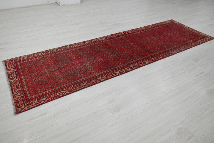 red Runner rug 2' 10" x 9' 10"