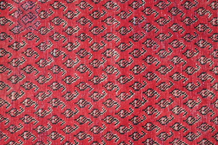 red Runner rug 2' 10" x 9' 10"