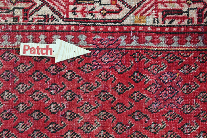 red Runner rug 2' 10" x 9' 10"