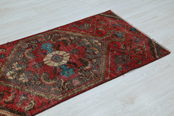 red Runner rug 2' 3" x 8' 0"