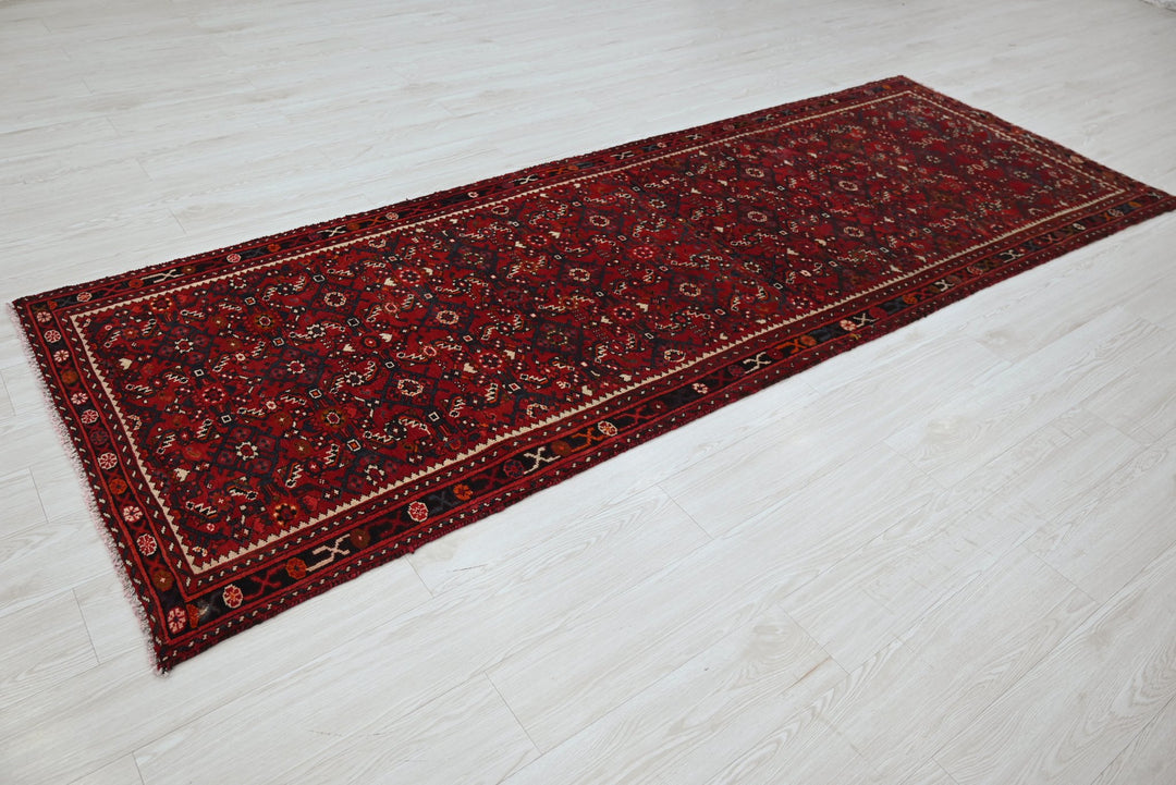 red Runner rug 3' 5" x 9' 7"
