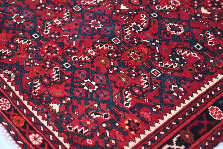red Runner rug 3' 5" x 9' 7"