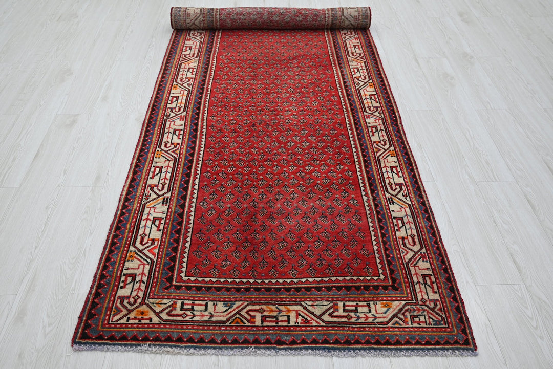 red Runner rug 3' 7" x 9' 10"