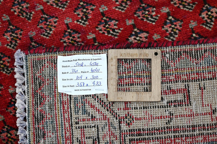 red Runner rug 3' 7" x 9' 10"