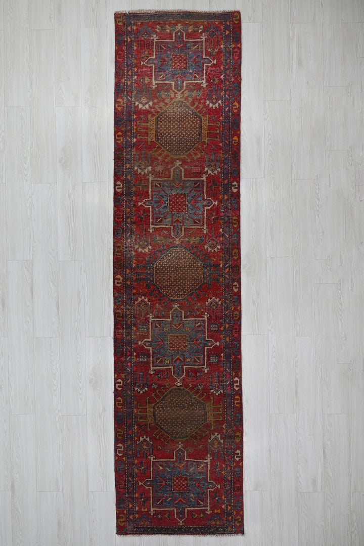 red Runner rug 2' 5" x 10' 1"