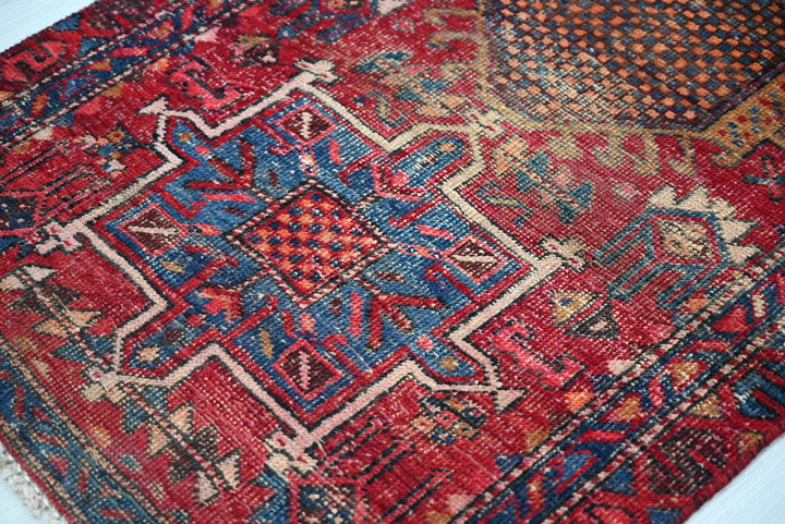 red Runner rug 2' 5" x 10' 1"