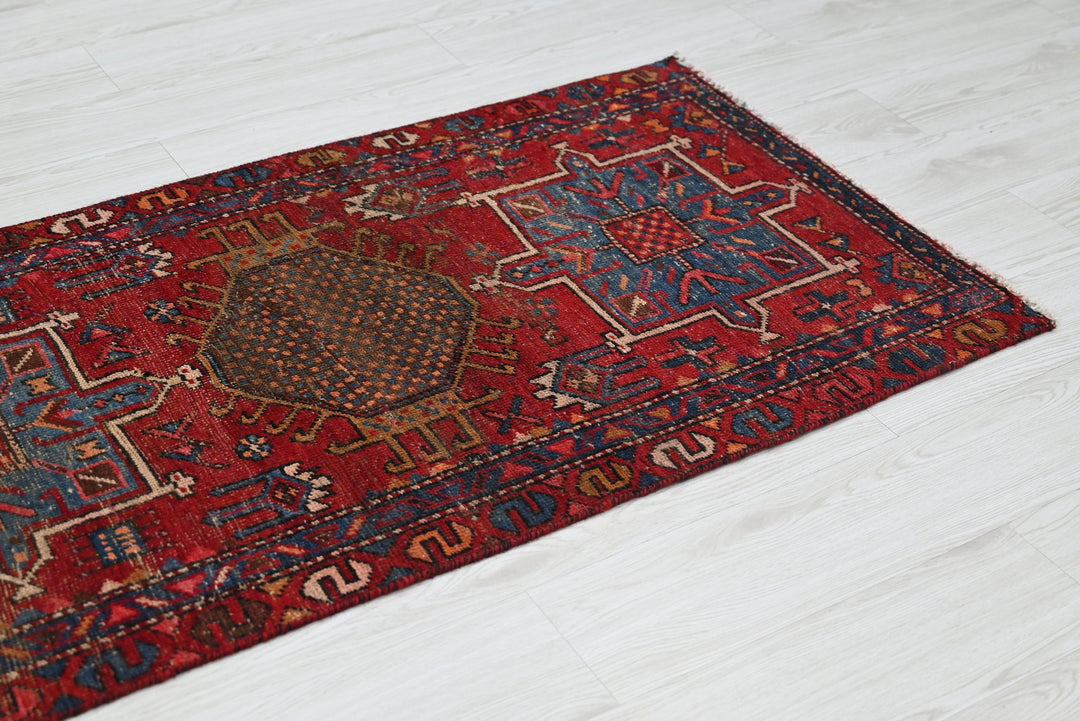 red Runner rug 2' 5" x 10' 1"