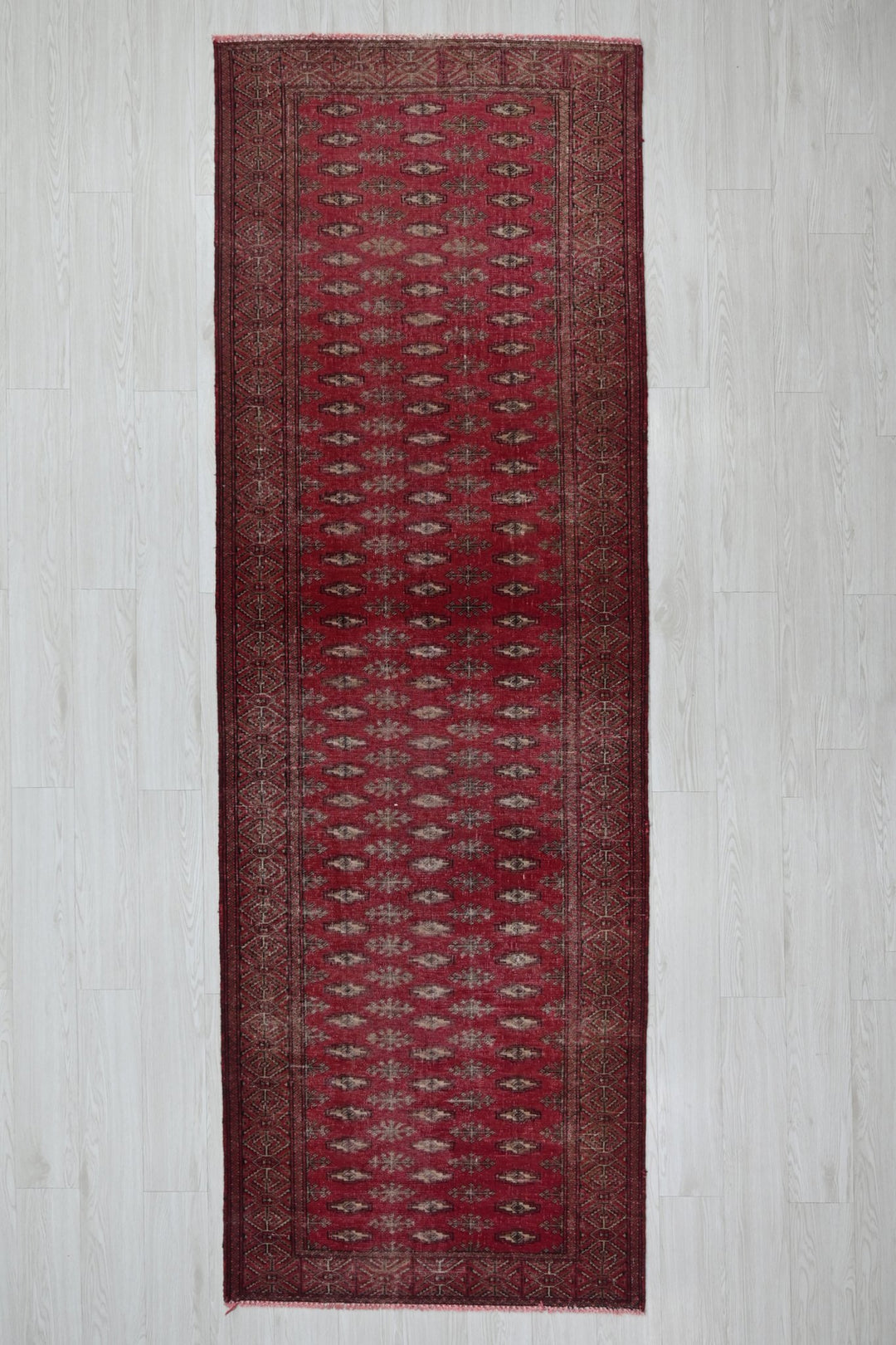 red Runner rug 3' 4" x 9' 5"