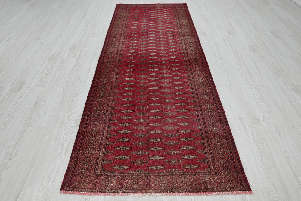 red Runner rug 3' 4" x 9' 5"