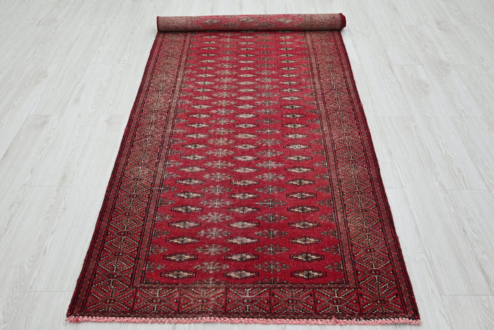 red Runner rug 3' 4" x 9' 5"