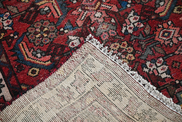 red Runner rug 2' 6" x 9' 3"