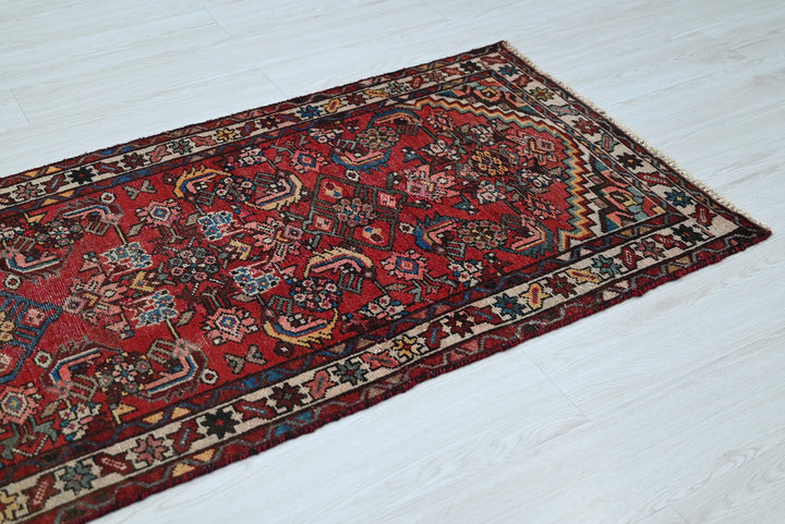 red Runner rug 2' 6" x 9' 3"
