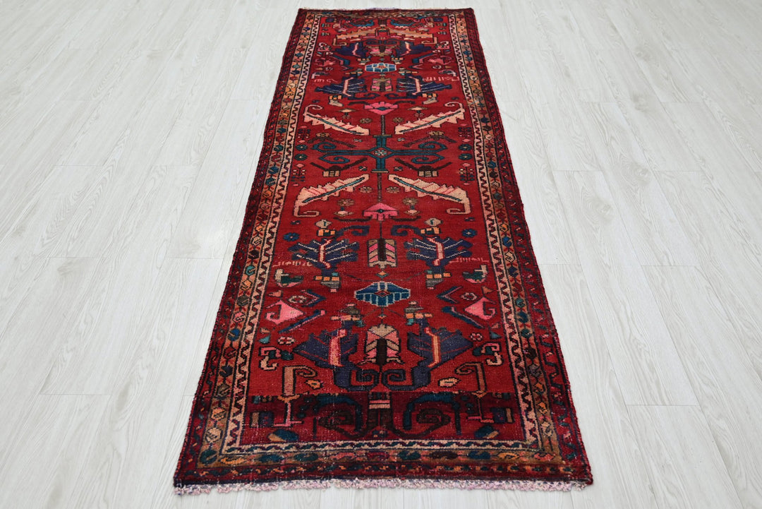 red Runner rug 2' 7" x 8' 1"