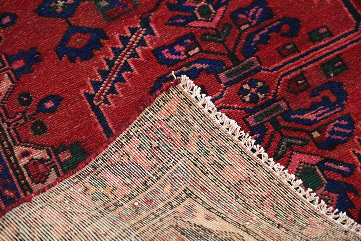 red Medium rug 3' 1" x 7' 4"