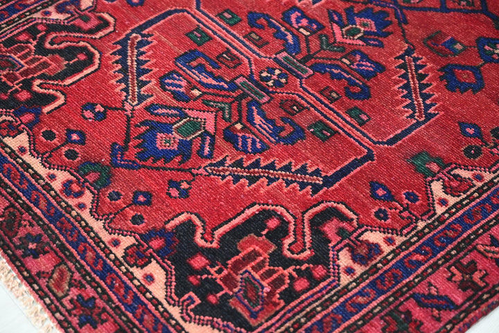 red Medium rug 3' 1" x 7' 4"
