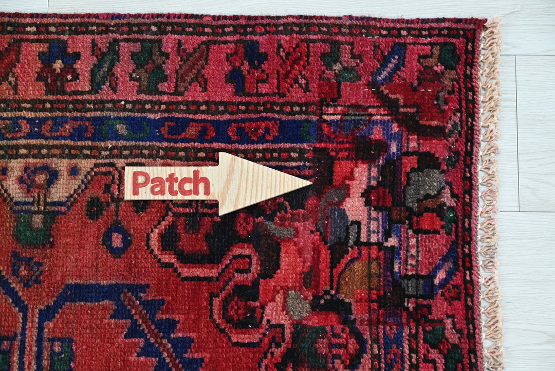 red Medium rug 3' 1" x 7' 4"