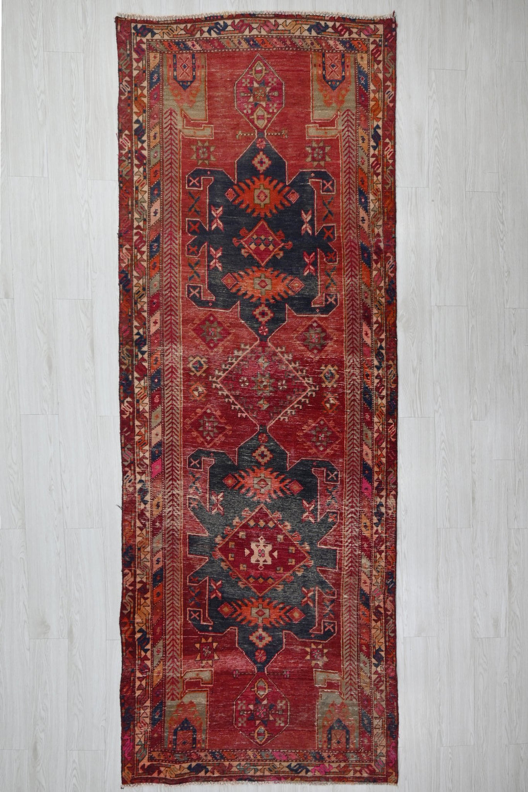 red Runner rug 3' 8" x 9' 11"