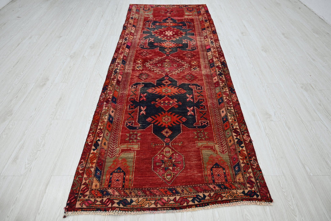red Runner rug 3' 8" x 9' 11"