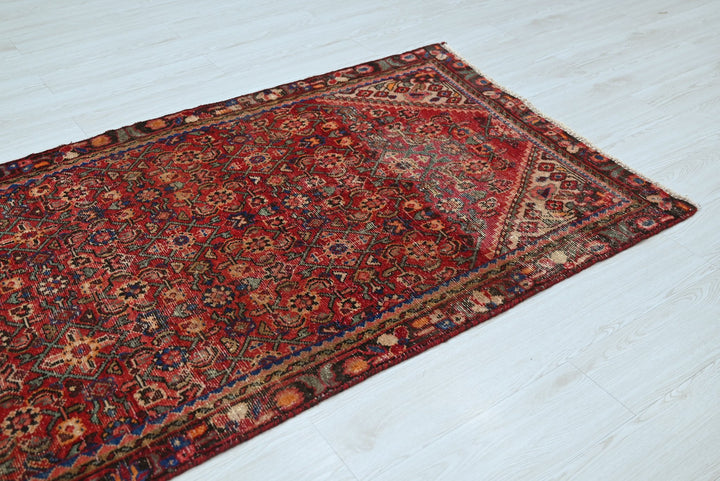 red Runner rug 3' 5" x 8' 10"