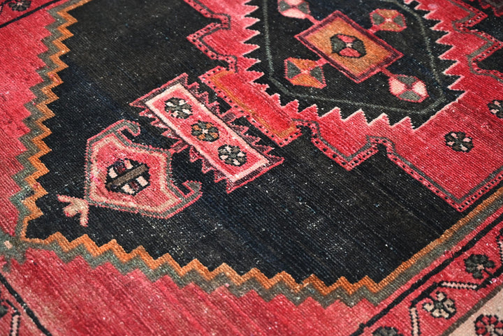red Runner rug 3' 2" x 8' 8"